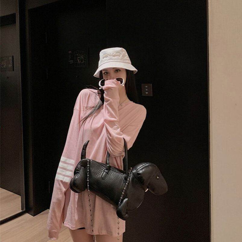 粉色长袖t恤女秋欧货大版宽松设计感别致上衣潮牌学生体恤中长款