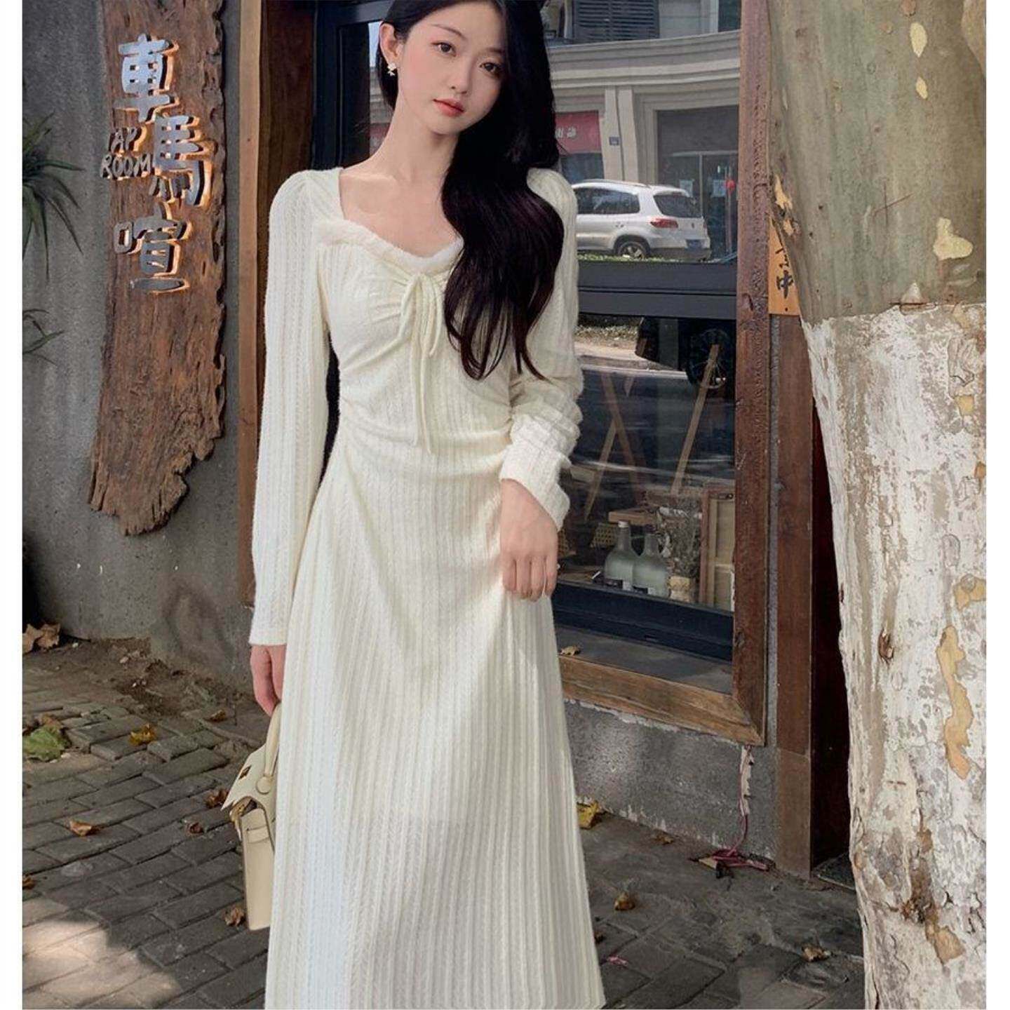 杏色蕾丝连衣裙女春夏温柔风气质收腰中长裙打底裙
