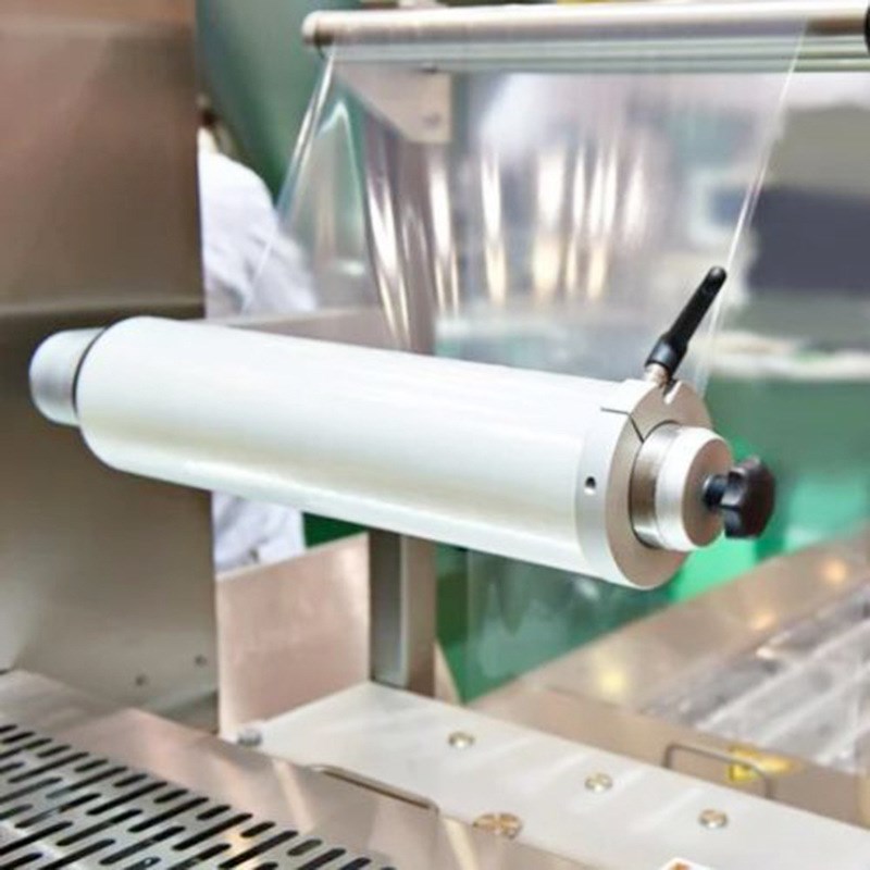 50cm宽机用缠绕膜 10公斤透明拉伸打包膜 2丝厚机器拉伸打包产品