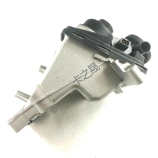 适用于沃尔沃S40S60S80V60XC60机油散热器机滤底座总成 31338685