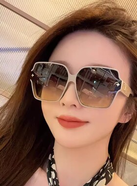 2026新款轻奢方框防紫外线墨镜
