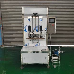 两头半自动食用油灌装 机 机大豆油花生油橄榄油山茶油齿轮油泵灌装