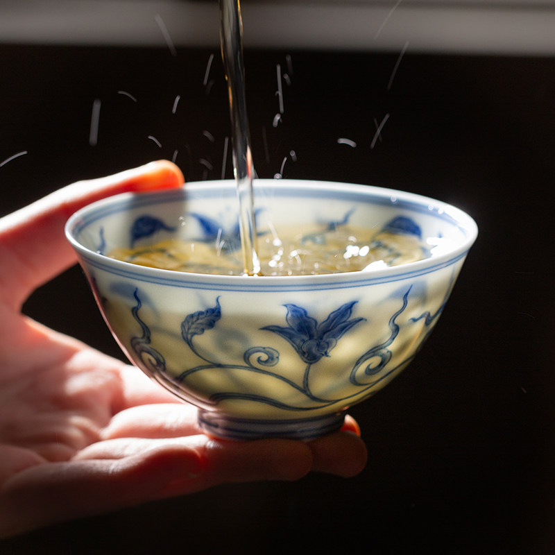 五里雾青花萱草纹宫碗杯手工手绘茶杯