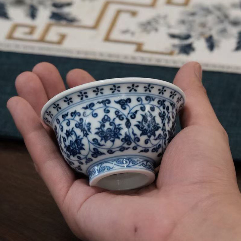 明永乐青花缠枝莲压手杯仿明代高端茶具景德镇手工手绘仿古茶杯