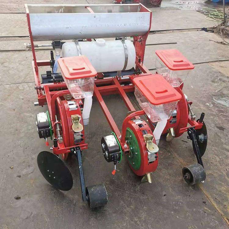 花生覆膜播种机农用谷子点播机免间苗高粱精播机黄豆铺膜播种机