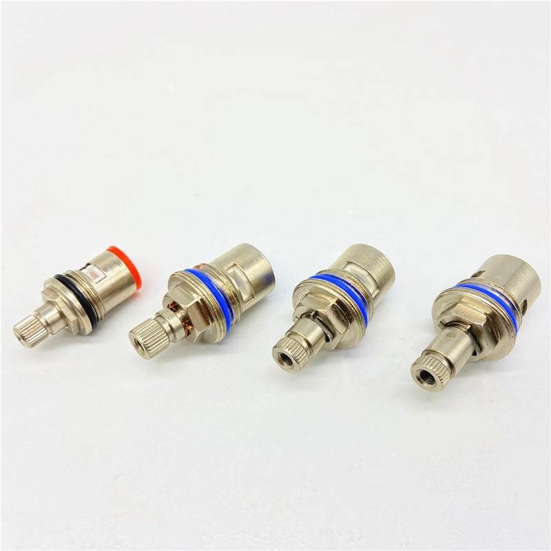 饮水机龙头净水器铜阀芯陶瓷芯片快开水龙头通用配件冷热节能阀芯