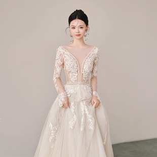 法式 蕾丝出门纱超仙森系拖尾重工小个子 V领轻婚纱新娘高级感长袖