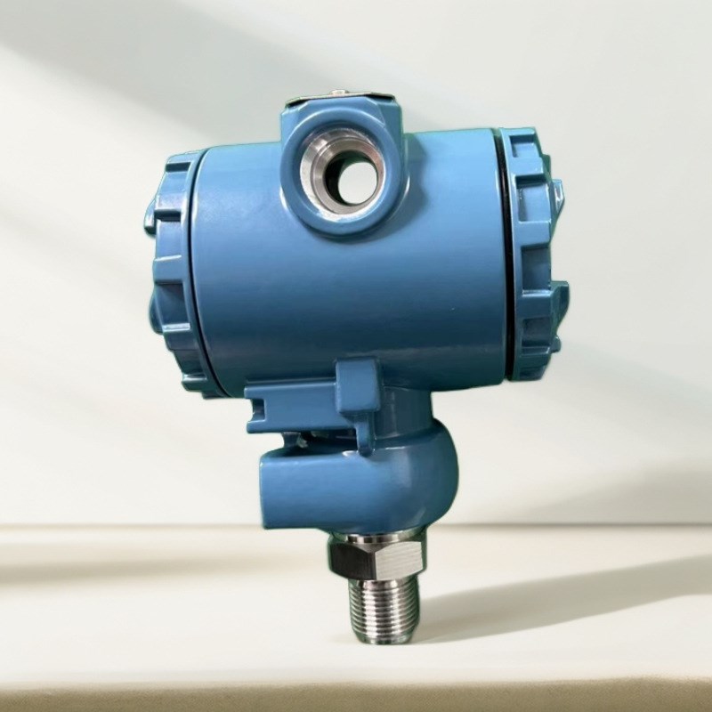 高精度压力变送器宽量程抗干扰响应快多种输出信号易安装传感器