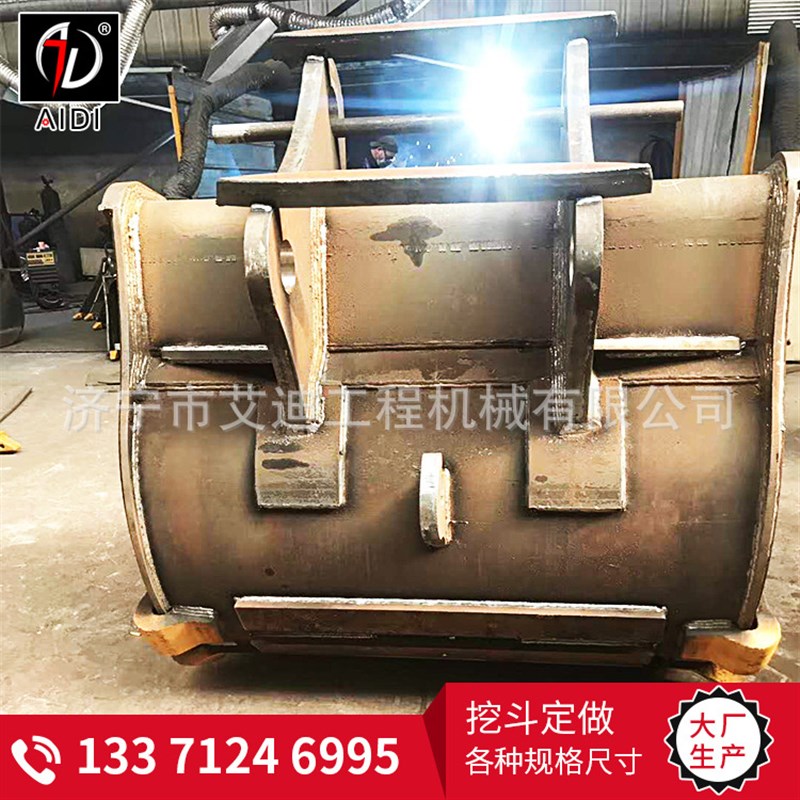 柳工挖掘机挖斗 1.4方岩石斗 厂家直供 挖掘机矿山岩石斗 加强斗
