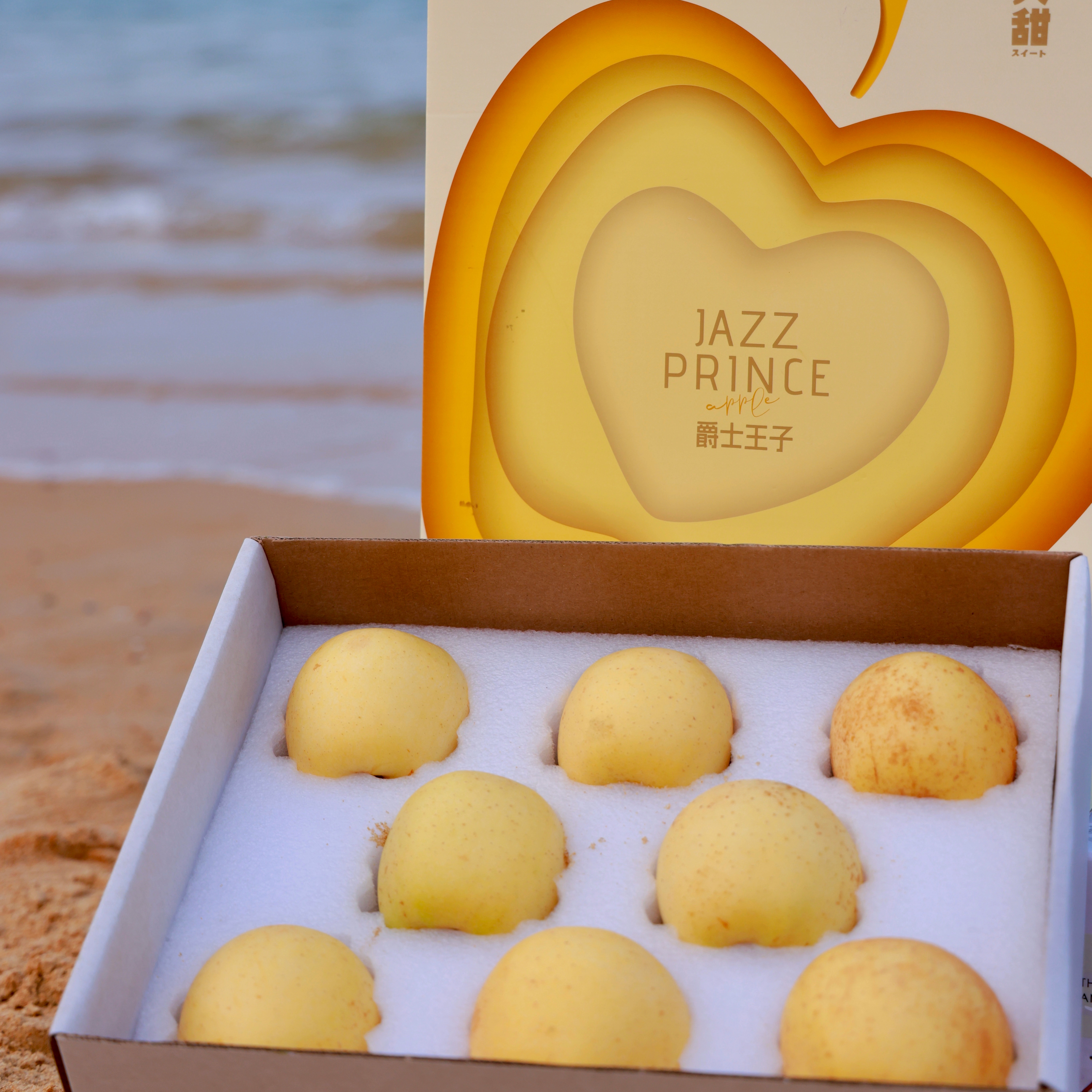 山东烟台黄金维纳斯苹果当季鲜果雀斑丑苹果脆甜孕妇水整箱包邮