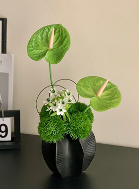 绿色系仿真花黑色杨桃花瓶摆件