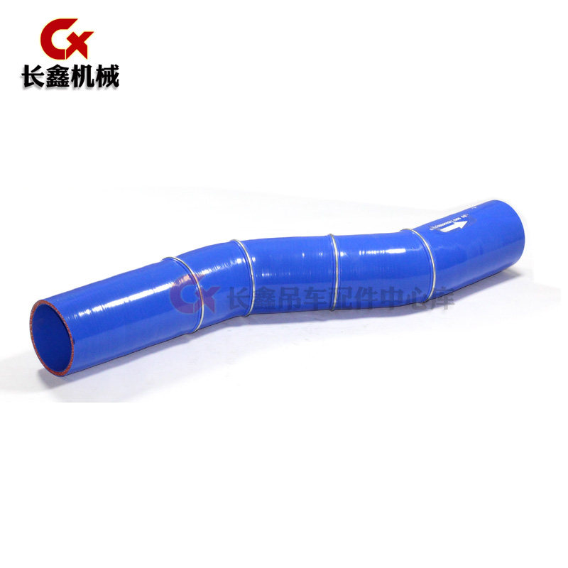 中联重科吊车发动机中冷器进气管中冷器出气管