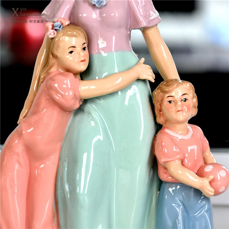 陶瓷人物摆件 温情母子艺术品瓷偶 客厅家居装饰工艺礼品摆饰母亲
