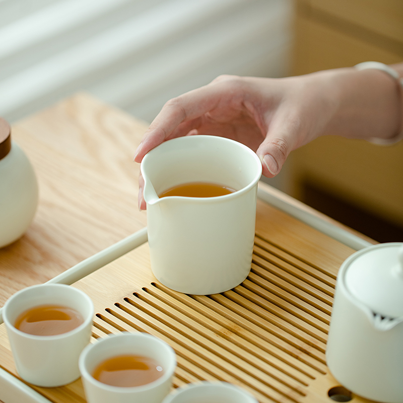 拓土奶油黄陶瓷公道杯茶杯高级感哑光分茶器家用茶海功夫茶具