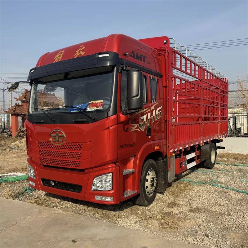 大货车Heavydutytruck出口埃及HOWO货车6x4底盘粮食运输车