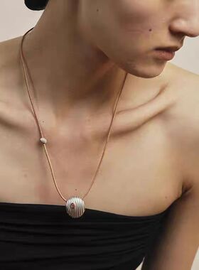 青岛出口椭圆侧镶宝石项链简约气质高级感皮绳纹理吊坠小众项链