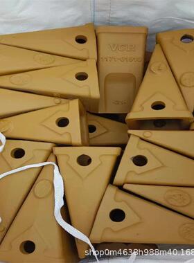 CAT336d2挖掘机斗齿边齿护唇板齿座