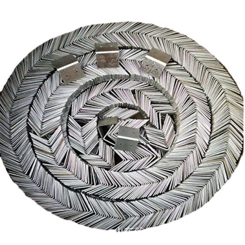 热镀锌C型钢多孔大锌花直角边Z型钢U型槽钢冲孔角钢钢构材料齐全