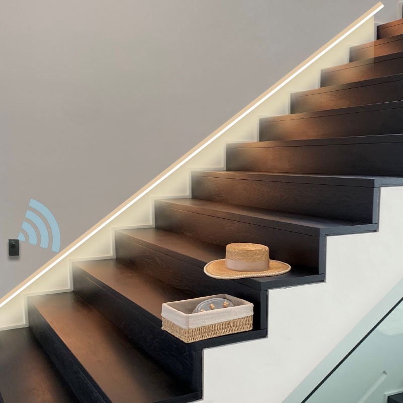 110V楼梯感应灯带240V220V人来即亮扶手过道踢脚线自粘免安装别墅