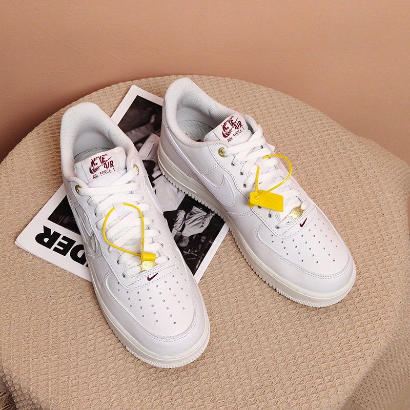 Nike/耐克官方正品AIR FORCE 1 '07 LX NN男女运动板鞋DC8744-301 - 实物图