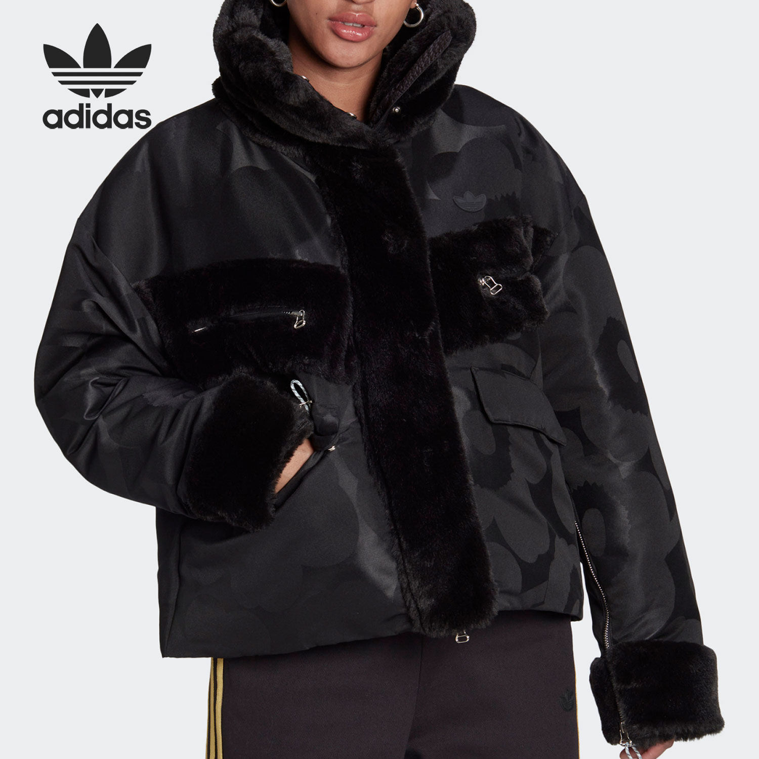 Adidas/阿迪达斯官方正品三叶草女子时尚休闲保暖羽绒服GU1785