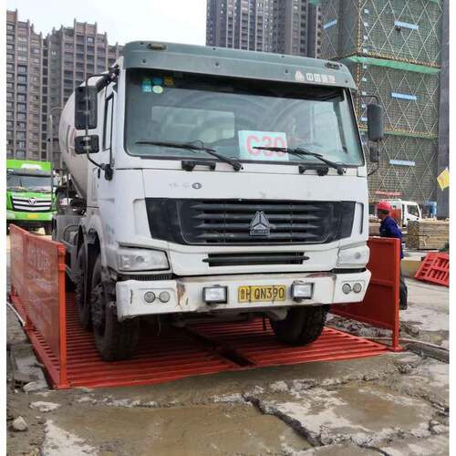 厂家直销 新型工地洗车机 全自动工程洗轮机 封闭洗车台直销