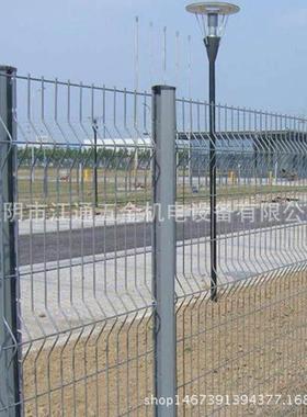 厂家现货桃形立柱护栏网三折弯护栏定做双边丝围栏绿色栏栅