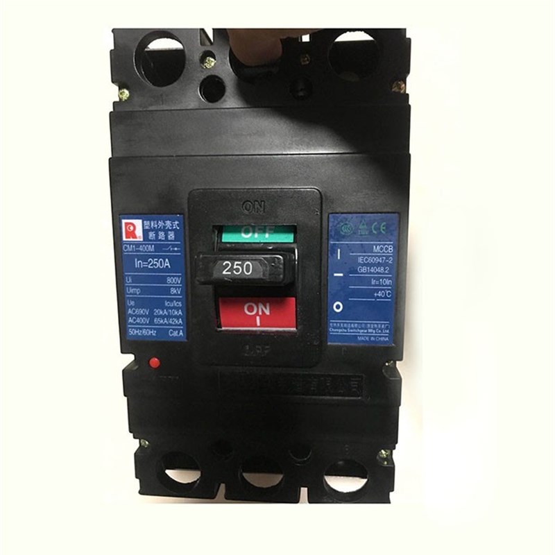 常熟开关厂塑壳断路器CM1-100L/M 0M 0L 30M 3P空气开关200