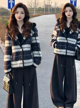 韩系复古撞色条纹连帽棉服女2025冬季新款洋气宽松显瘦羊羔毛棉衣