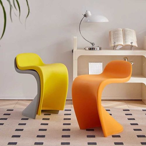 家用可叠放加厚塑料凳子现代简约潘通椅客厅餐桌椅子靠背梳妆凳子