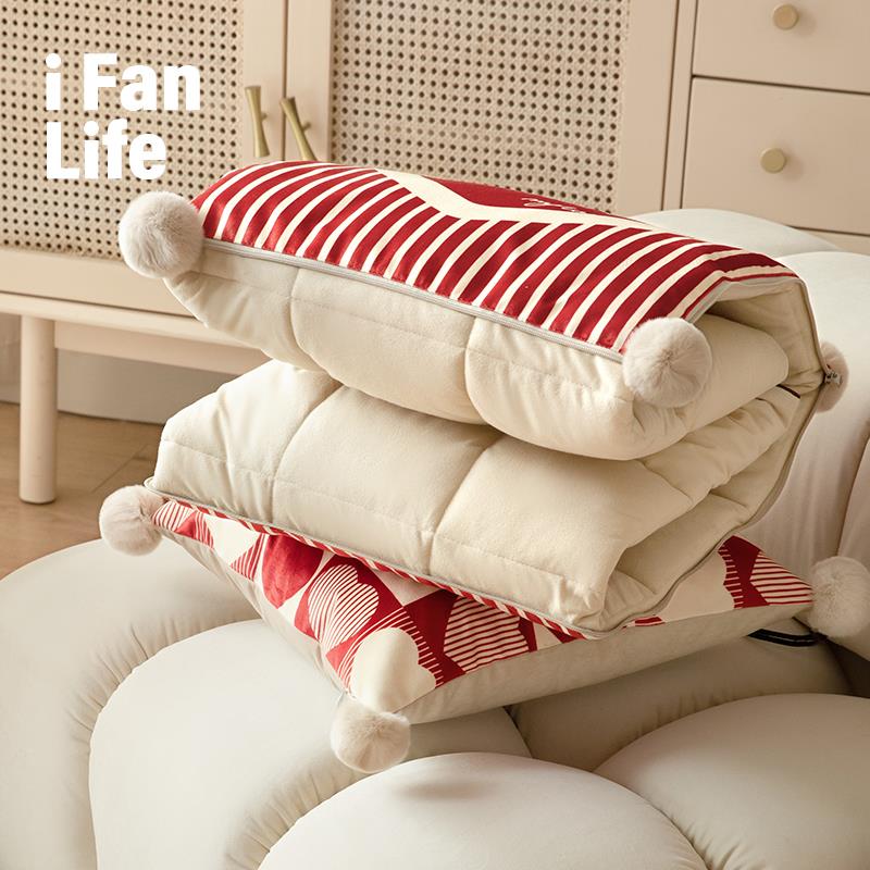 心动红色抱枕被子二合一车载两用新年办公室冬季午睡折叠毯子