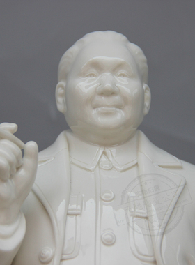 景德镇陶瓷 陶瓷雕塑工艺品  创意家居摆件 邓小平瓷像拿烟站像