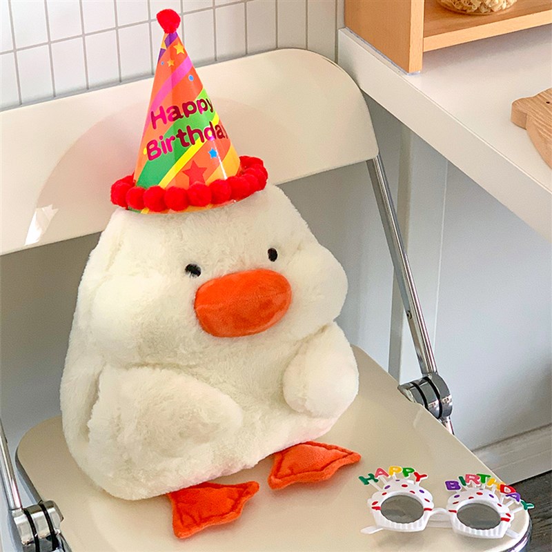 嘟嘟鸭暖手抱枕两用多功能公仔被子二合一办公室午睡靠枕车载抱枕