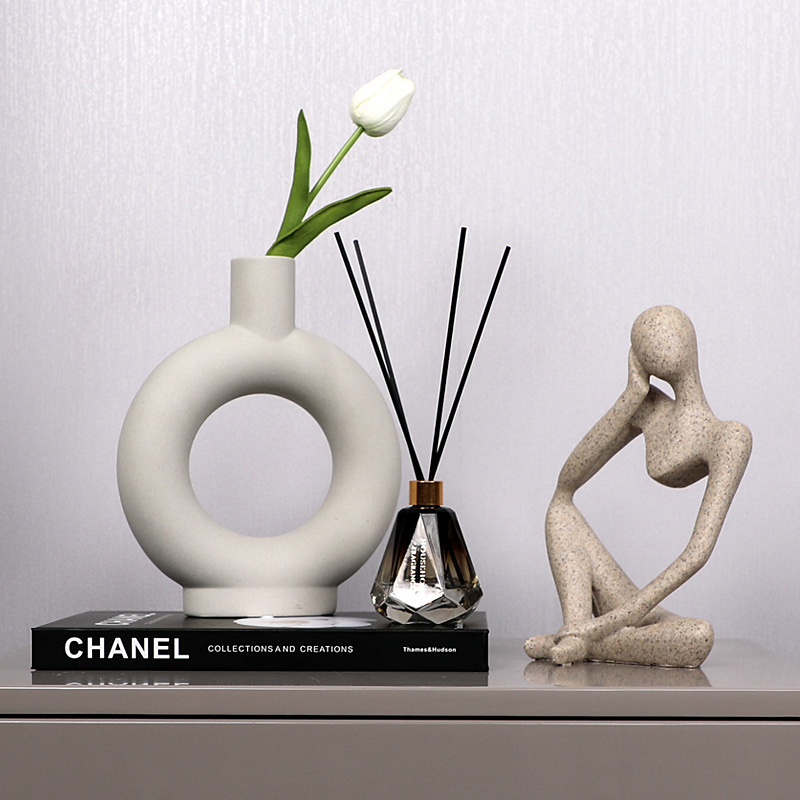样板房卧室茶几边桌飘窗软装饰品摆件花器杂志现代陶瓷工艺品
