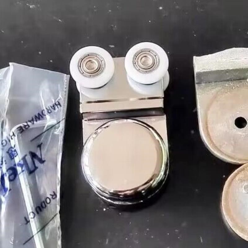 玻璃移门吊轨五金玻璃老式浴室吊轮淋浴房推拉移门卫生间滑.