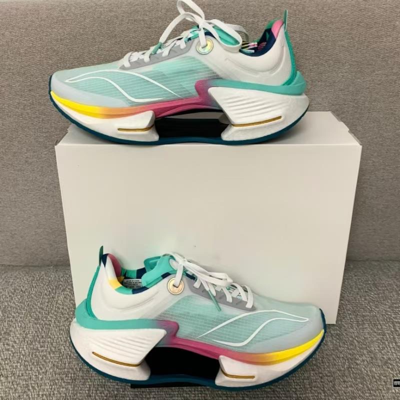 小绝影30马拉松专业透气跑