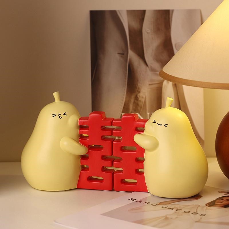 结婚情侣小摆件公仔n娃娃订婚布置装饰品用品婚房婚庆一对桌面摆