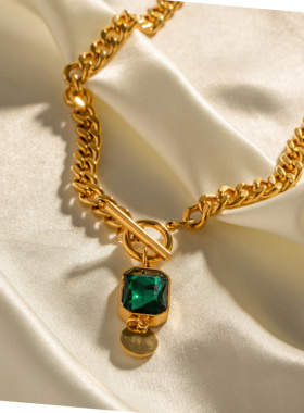 轻奢绿锆石钛钢金色锁骨链