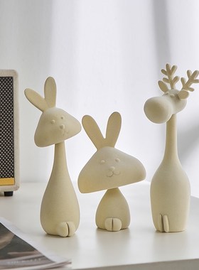 现代简约创意抽象兔子摆件艺术轻奢高级感玄关客厅电视柜桌面装饰