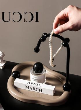 中古高级感入户玄关钥匙收纳摆件进门鞋柜客厅桌面收纳盒乔迁装饰