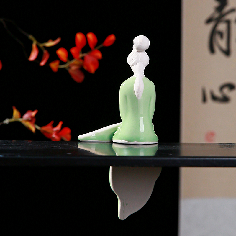 创意个性青瓷花宠琴棋书画仕女陶瓷摆件客厅酒柜装饰品茶宠微景观
