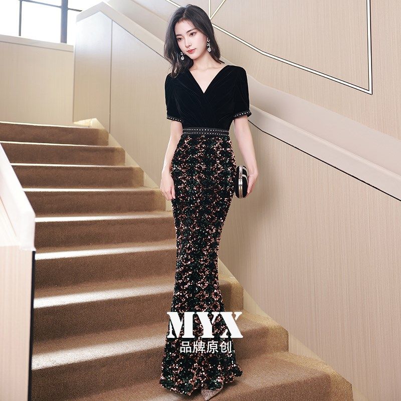黑色晚礼服女2024新款高级感气质鱼尾修身亮片高端年会晚宴连衣裙
