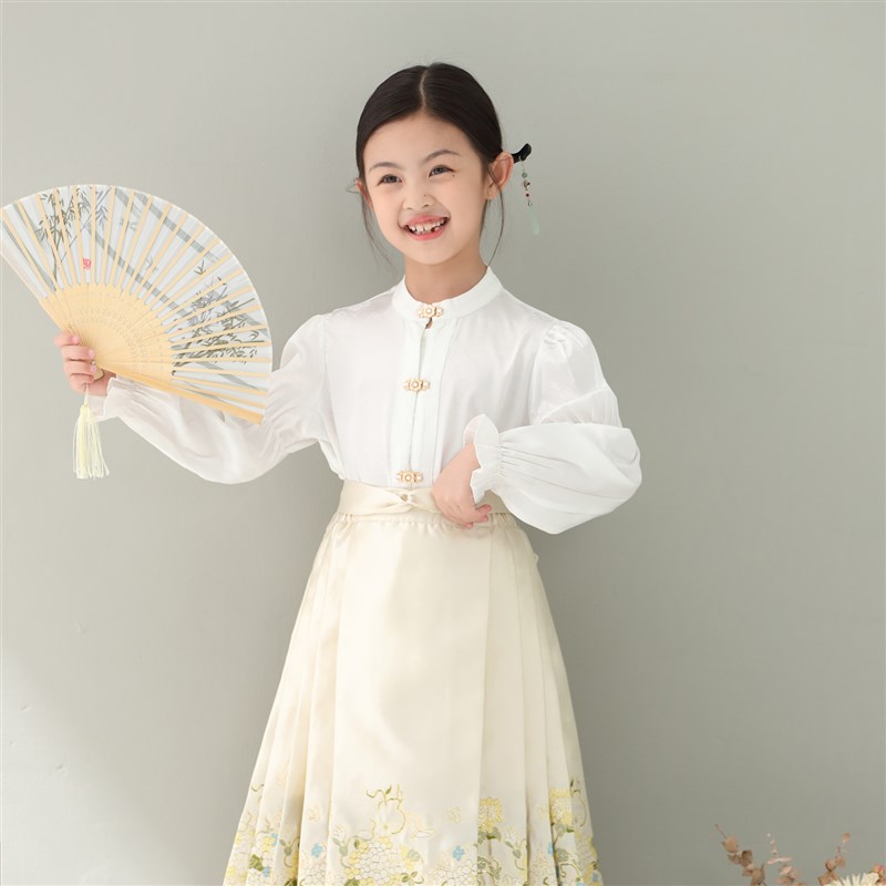 女童新中式长袖衬衫2024春夏复古盘扣飒气国风汉服提花白色上衣