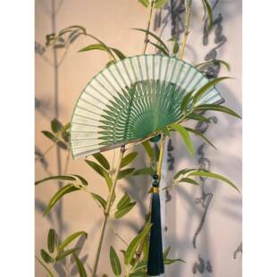 女扇复古风折叠礼品折扇子汉服扇夏季便携带小浅绿色跳舞扇旗袍夏