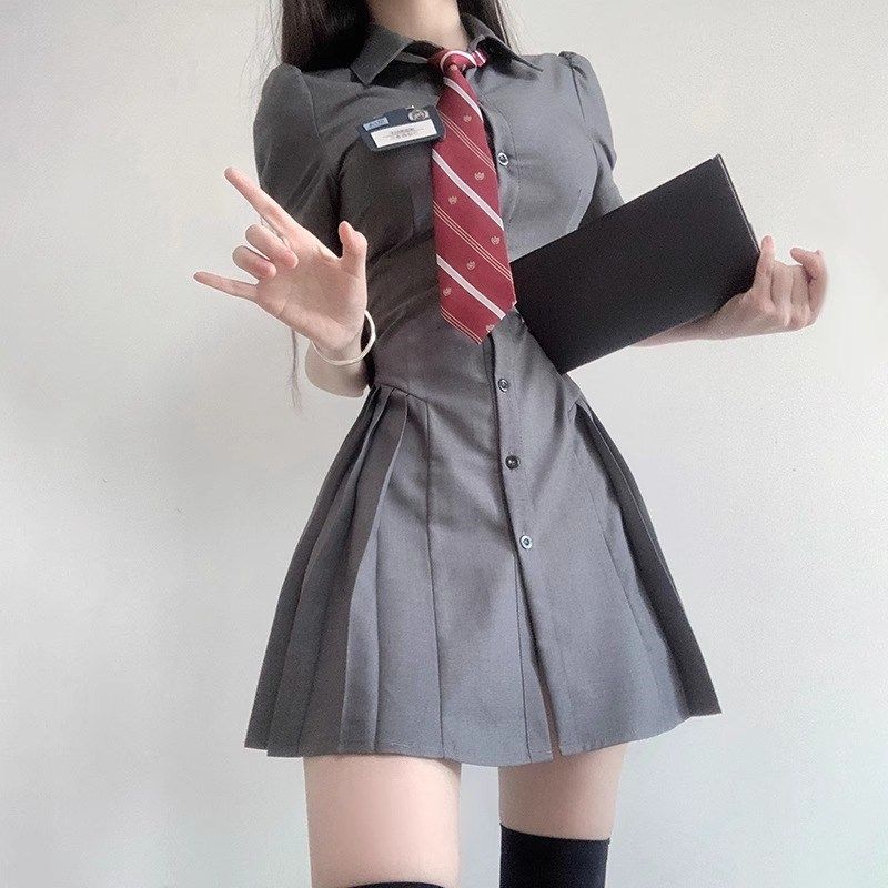 jk制服套装法式收腰显瘦学院风连衣裙夏季女士灰色百褶裙短裙新款