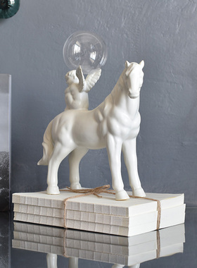 北欧白色陶瓷泡泡天使马摆件雕塑样板间客厅艺术创意轻奢软装饰品