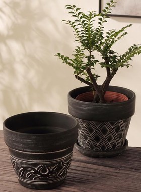 新中式复旧暗色花盆侘寂风陶土透气黑色浮雕家居简约叶藤绿植花卉