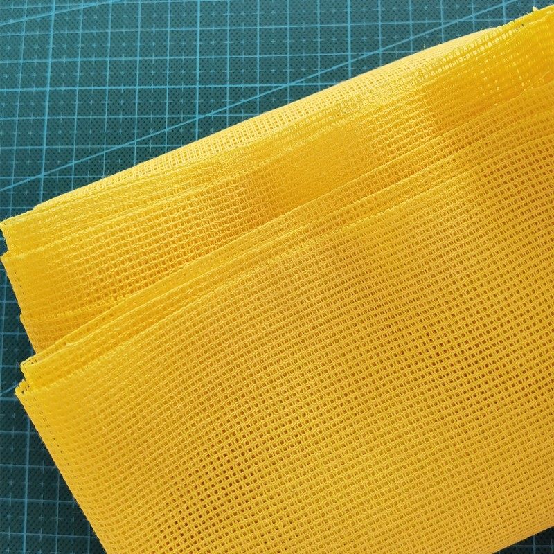 14ct小格子布手工十字绣鞋垫面布蚊帐布绣花布涤纱红黄白色网眼布