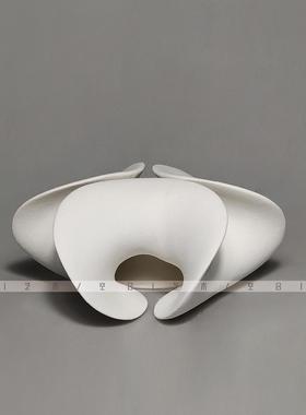 创意轻奢黑白旋转陶瓷摆件样板间售楼处酒店艺术桌面软装饰品