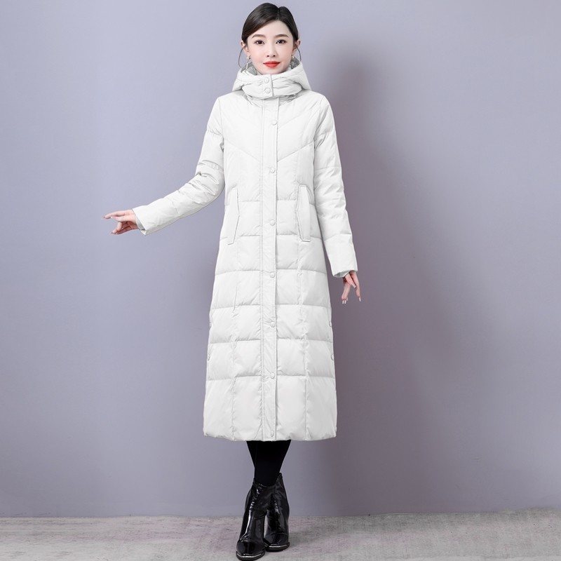 黑色长款羽绒服女过膝超长冬装2024新款可脱卸帽时尚修身防寒外套